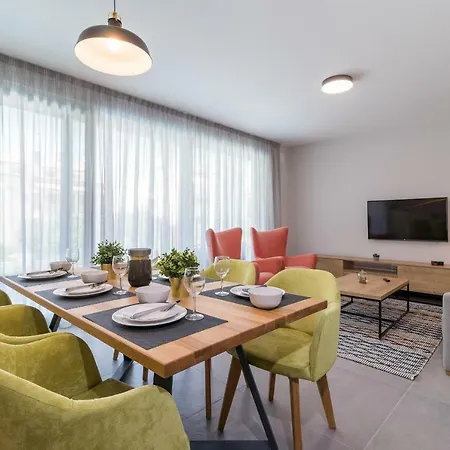 Luxury Magali 2 Apartment *